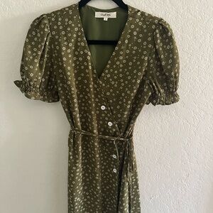 NWOT Simple Retro Green Jeanne Floral Tea Dress - Size Medium
